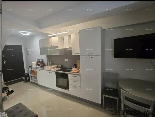 Pula – namještena garsonjera u novogradnji, 28 m² - 2
