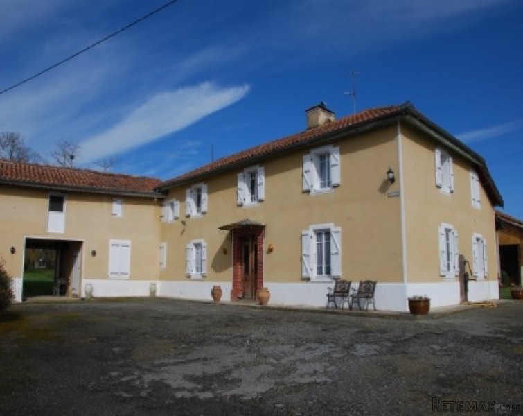 Pretty Restored Smallholding With..