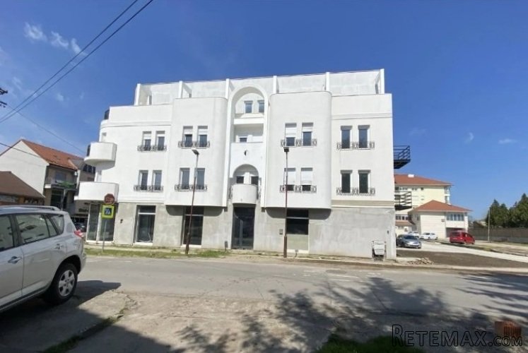 Prodajem trosoban stan u Kikindi - 3