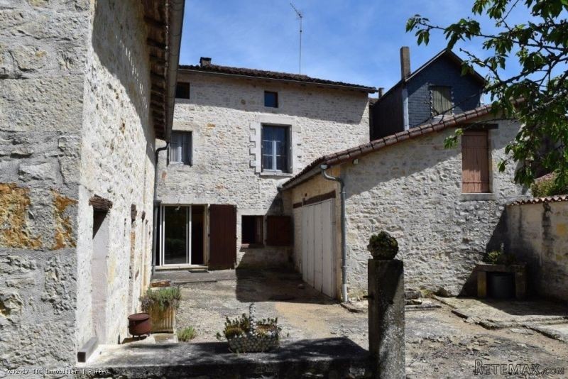 Four Bedroomed Property With Lovely.. - 2