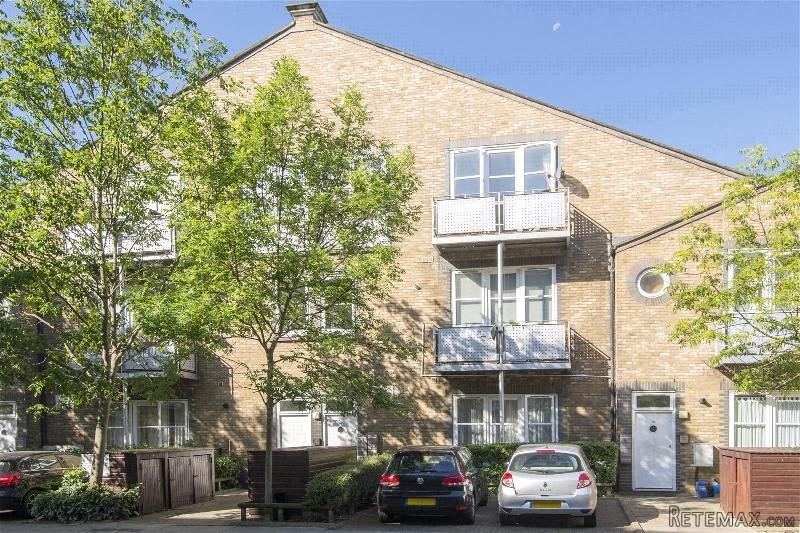Property - London - For Sale