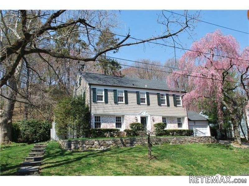 4 bedroom House For Sale: 45 HALLIWELL..