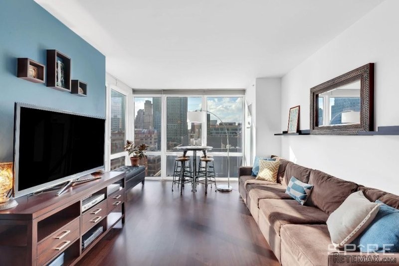 1 Bedroom - Condo - New York State -..