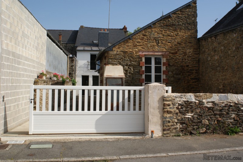 4 Bedroom Village House