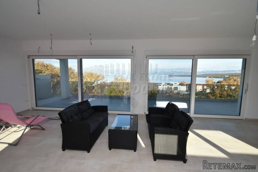 Luksuzni penthouse s krovnim bazenom i otvorenim pogledom.. - 12