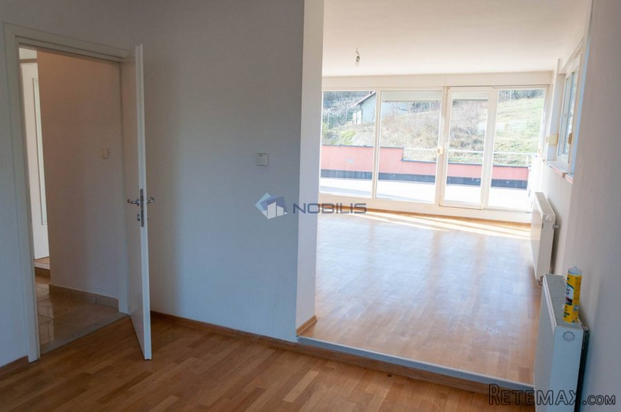 Zagreb, Stenjevec, penthouse 94m2 s parking mjestom - 12