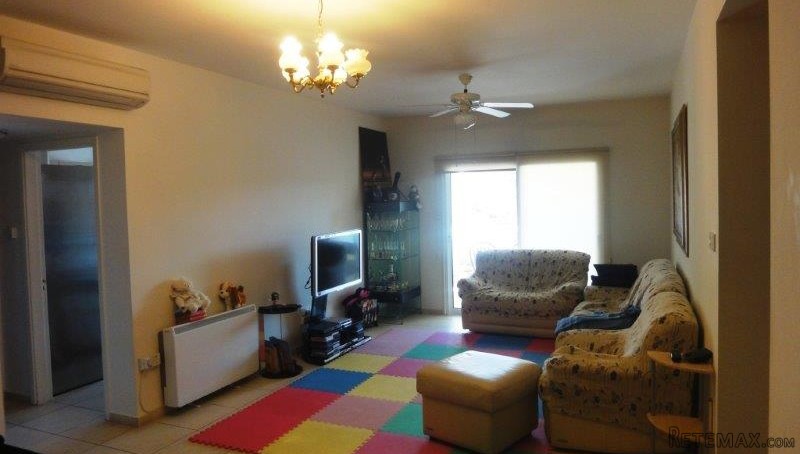 Large 3 Bedroom Apartment In Yermasoyia.. - 2