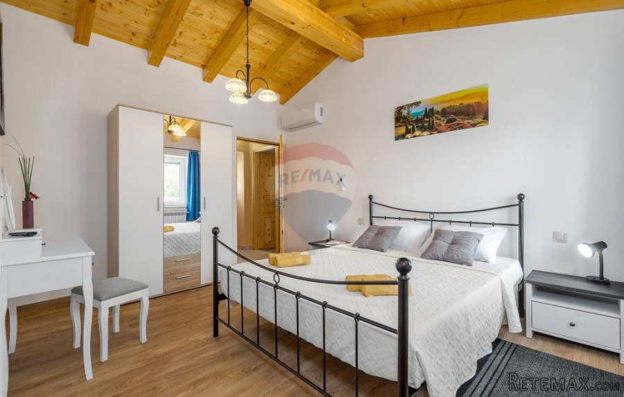 Istra, Višnjan okolica, imanje s dvije kuće - 10