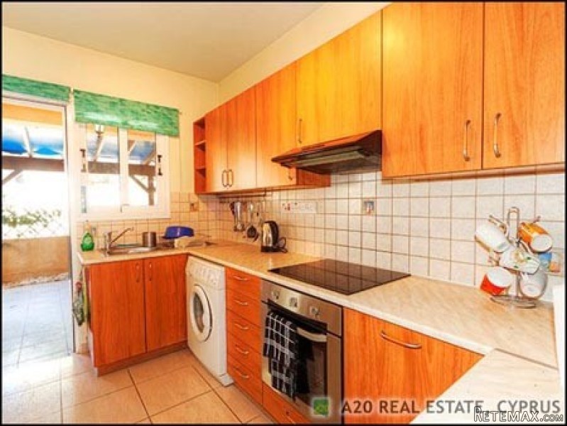 For Sale : First Floor Apartment -.. - 2