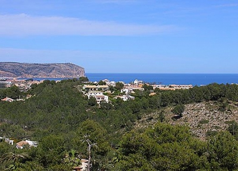 4 Bedrooms - Villa - For Sale - 2