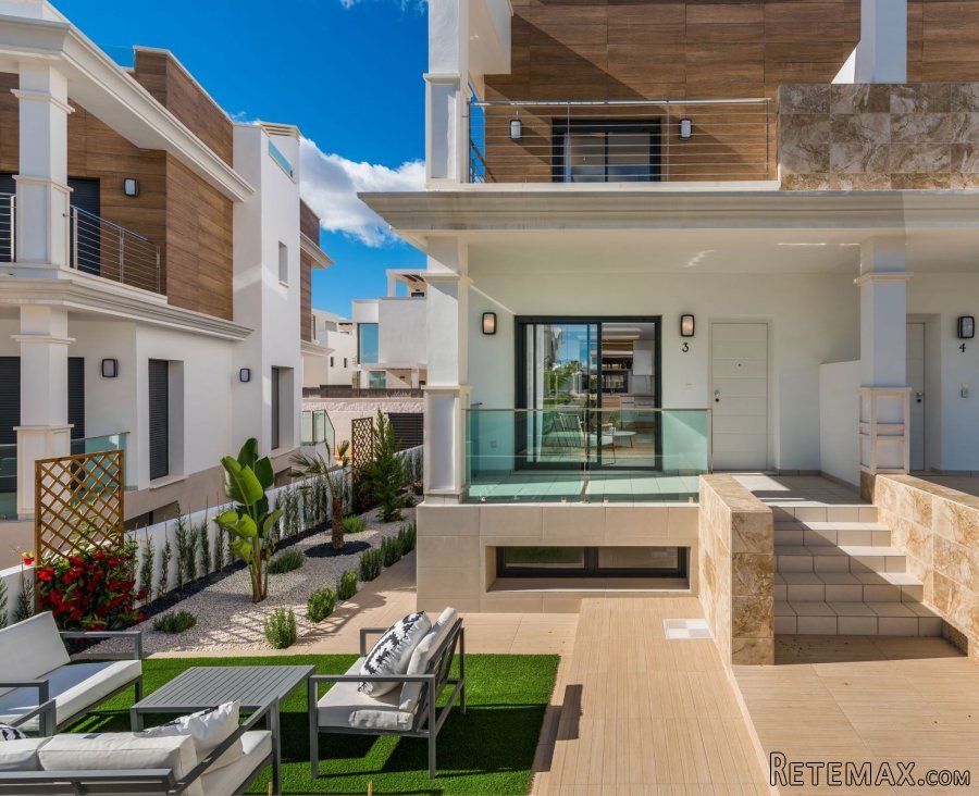 Beautiful townhouse brand new in Ciudad Quesada. A gated.. - 3