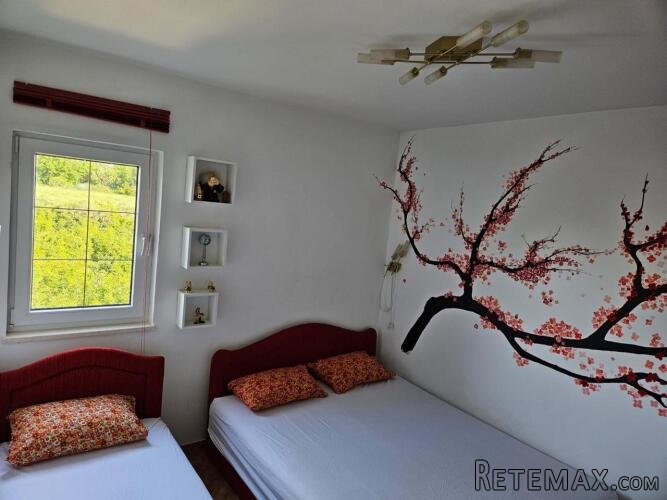 Dvosoban stan, Sutomore, 130.000Eur - 3