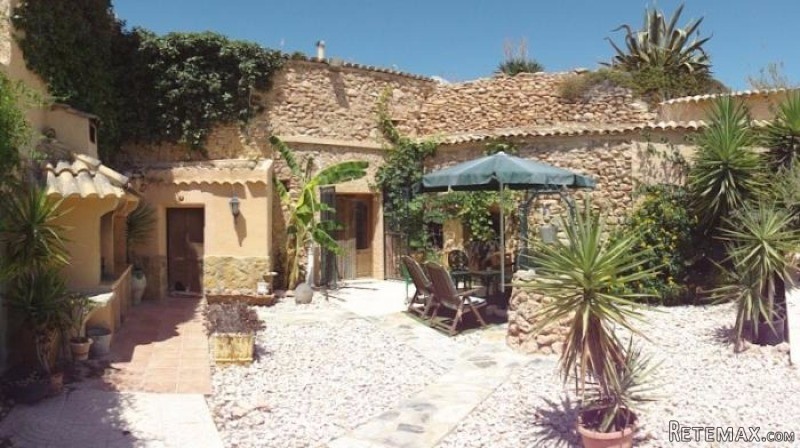 Country House For Sale La Canalosa