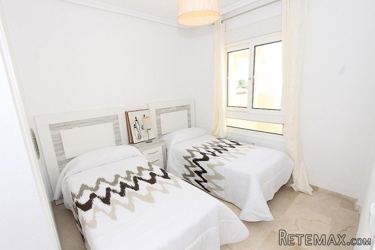 This modern apartment can be found in the nice Playa.. - 6