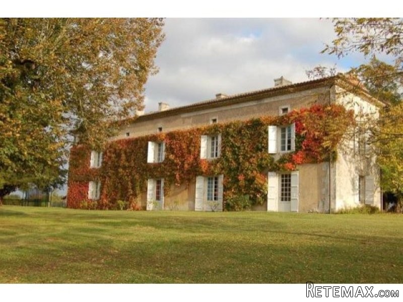 4 bedroom Character For Sale: 16390..
