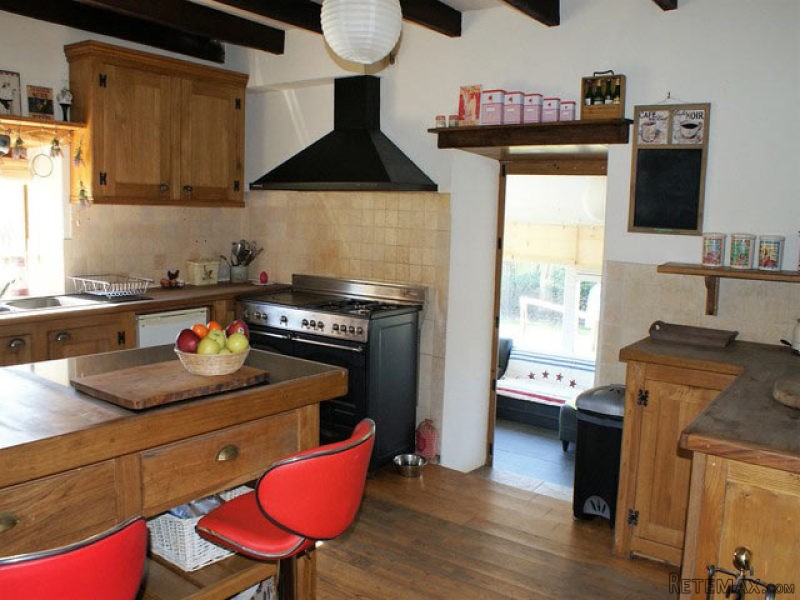 Recently Renovated 3/4 Bed Farmhouse.. - 2