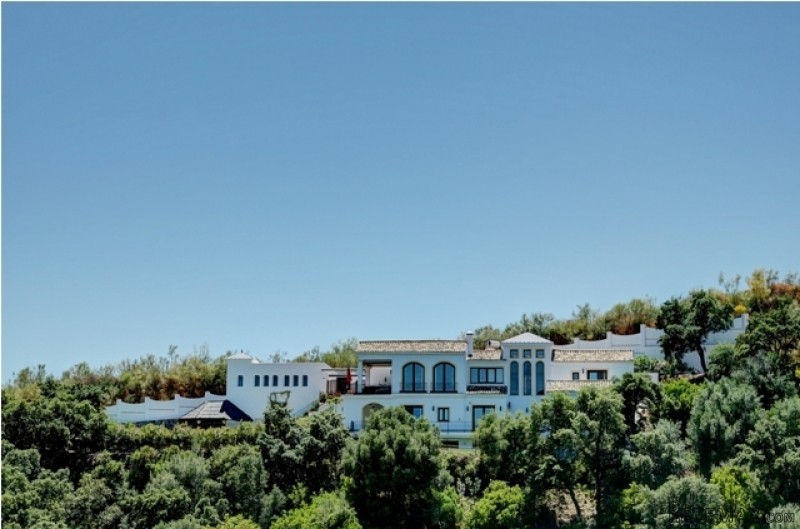 4 Bedrooms - Villa - Malaga - For Sale