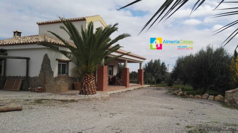 Villa For Sale In Fines