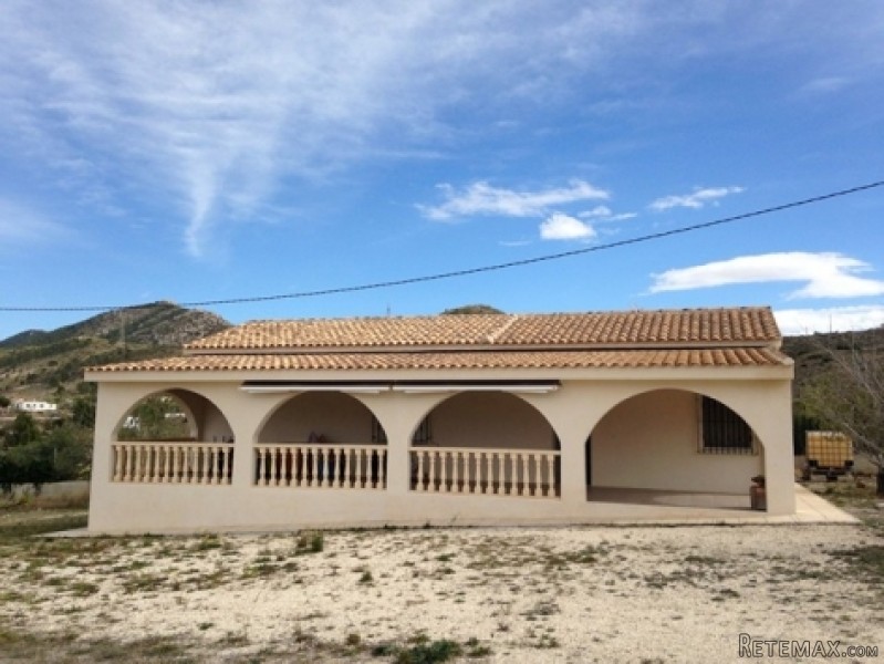 Hondon De Los Frailes - Detached Villa..