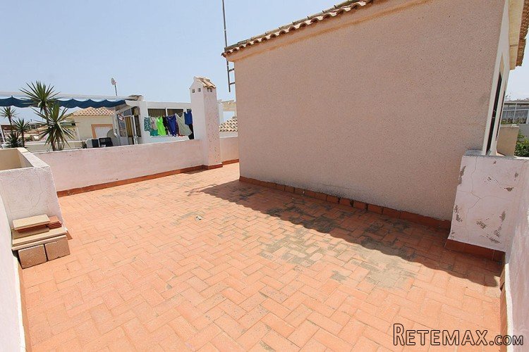 This charming property is located in the nice town of Playa.. - 7