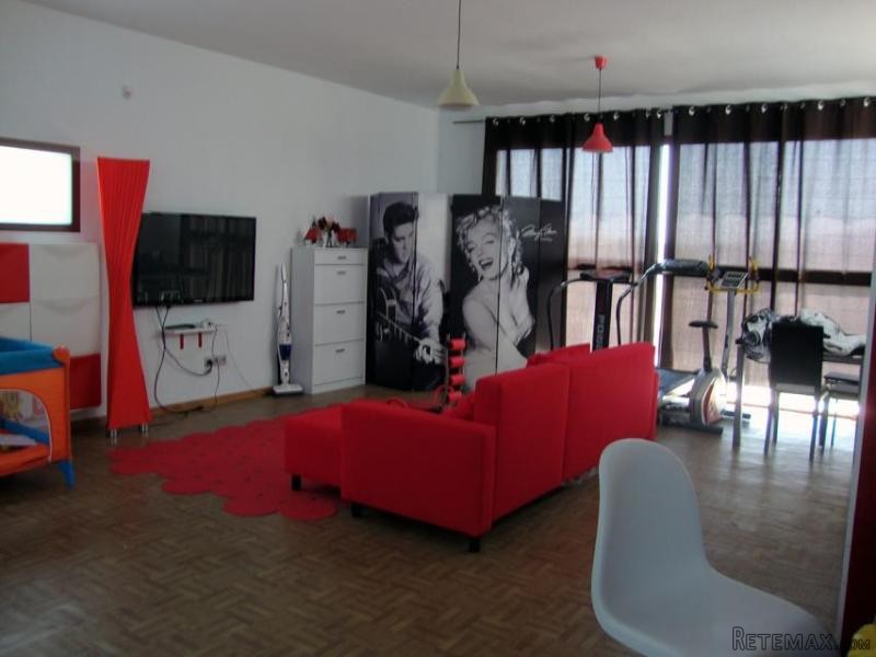 Wow factor villa built to order in.. - 2