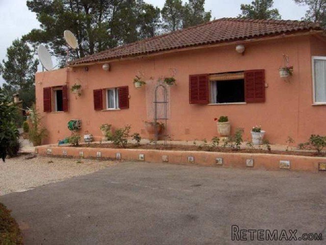 Country house 15min from Palma de Mallorca. Plot of..