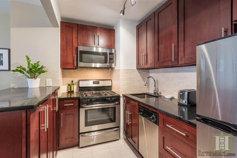 1 bedroom Apartment For Sale: 619 EAST.. - 2