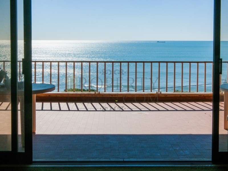 Cascais Coastal Properties, T6.. - 2