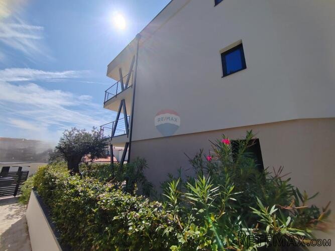 OTOK KRK-GRAD KRK apartman za prodaju u novogradnji 400 meta - 2