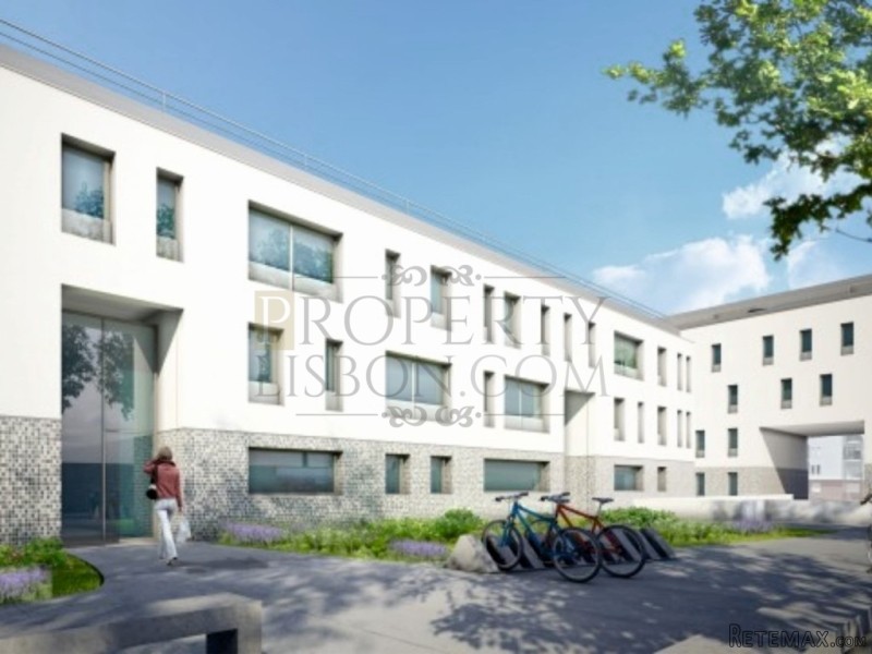 Quiet Garden resort brand new near..