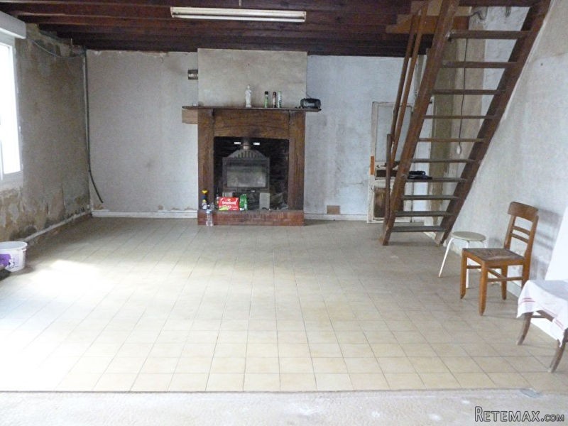 Rural House to Renovate - 2