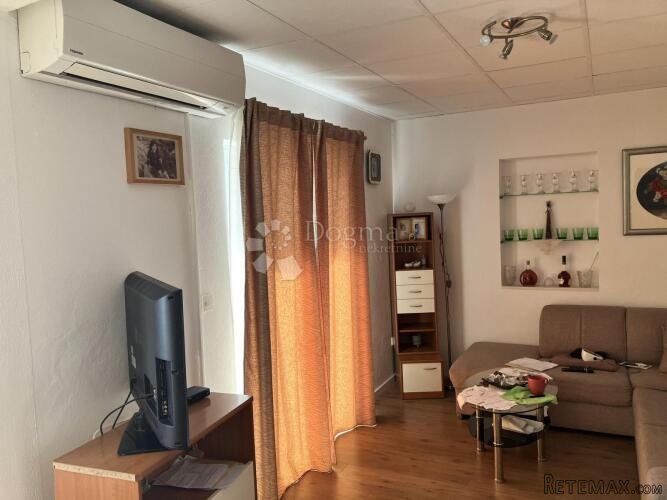 Trogir, Donji Seget, kuća sa pogledom na more - 2