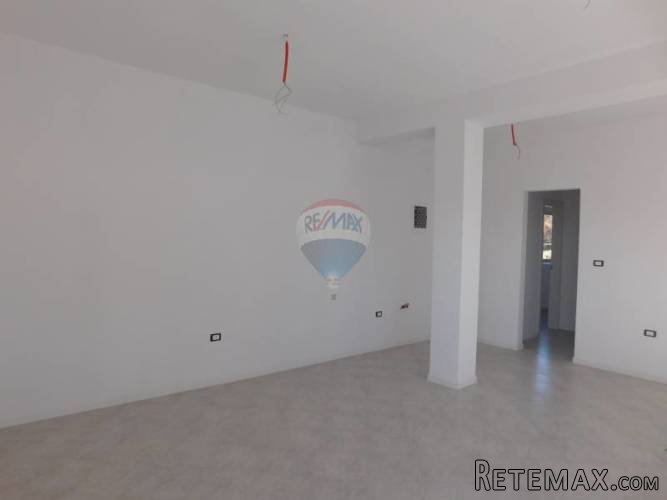 Valica - Stan na prvom kat, 60m2 PRILIKA! - 3