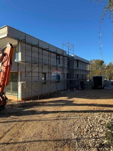 Rovinj okolica - jednosoban stan u prizemlju 66,5 m2 - 3