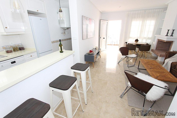 This cosy ground floor apartment is located in Los Dolses... - 3