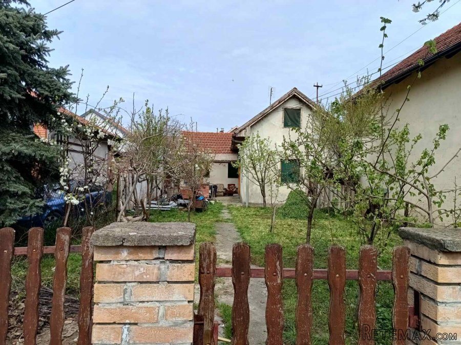Prodajem kucu u Futogu - 4