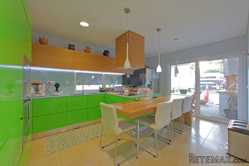 Semi-detached house T6+1 - 2