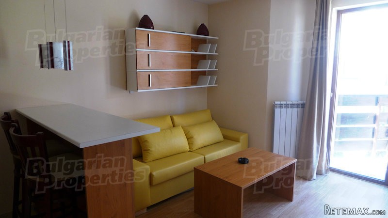 Well-Furnished Holiday Apartment 500 M..