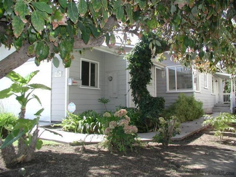 3 bedroom House For Sale: 22 S Alisos St - 2