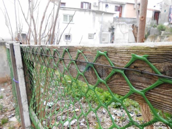 Istra, Pula, širi centar, građevinska parcela od 220 m2