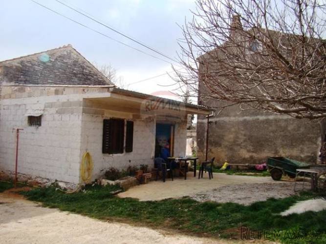 ISTRA, PULA OKOLICA, Kamena kuća za adaptaciju - 4