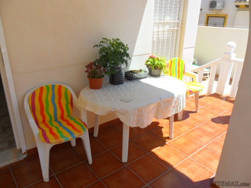 2 Bedroom, 2 Bathroom Family House.. - 2