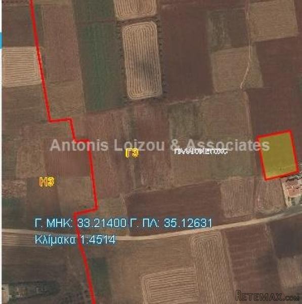 2007m2 Agricultural Plot in Paliometocho