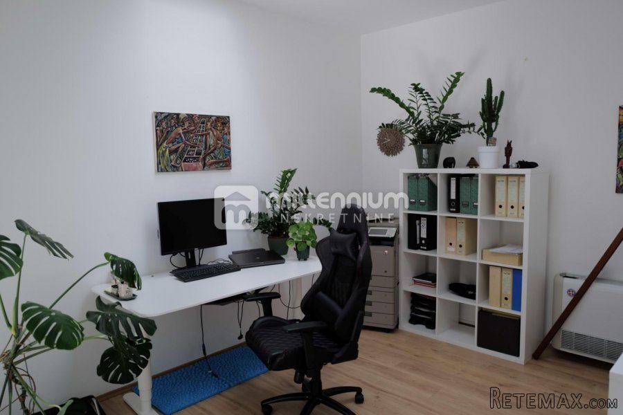 Potok, poslovni prostor od 230m2 i 10 parkirnih mjesta - 2