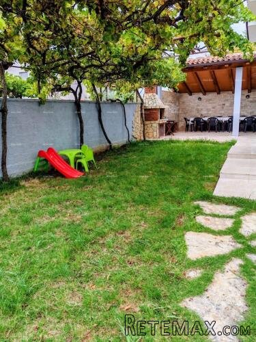 MEDULIN – KUĆA S 3 APARTMANA, ODLIČNA INVESTICIJA! - 3