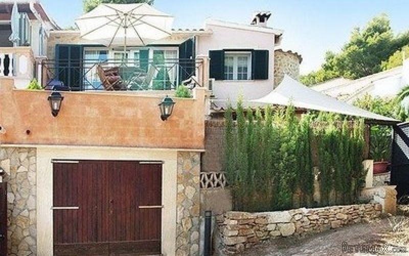 Beautifull duplex close to the sea