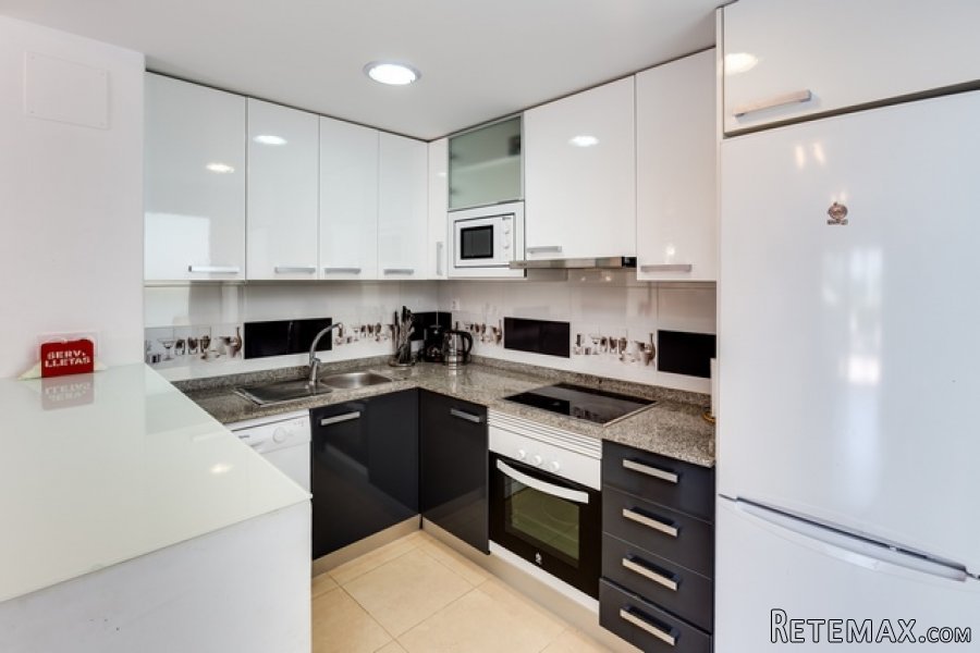 Modern bungalow in a gated community with pools, jacuzzi.. - 4