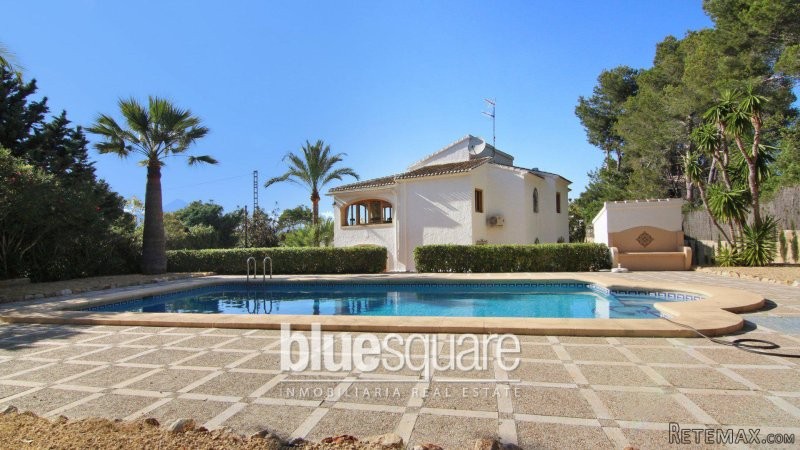 Spacious Villa situated in Javea - 2