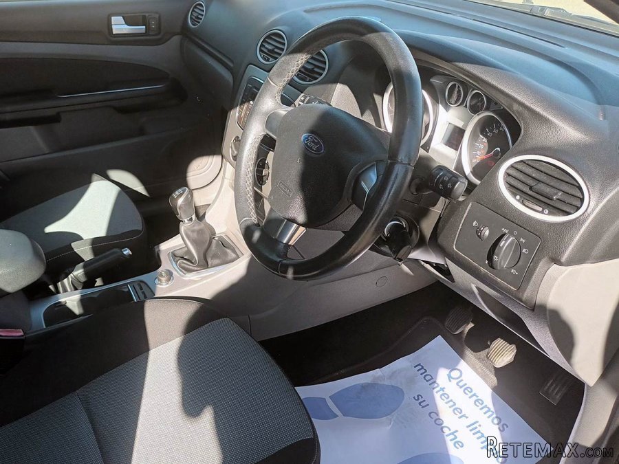 Ford Focus 1.6 Zetec - 7