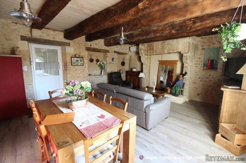 Ref 29345 : Maison De Bourg